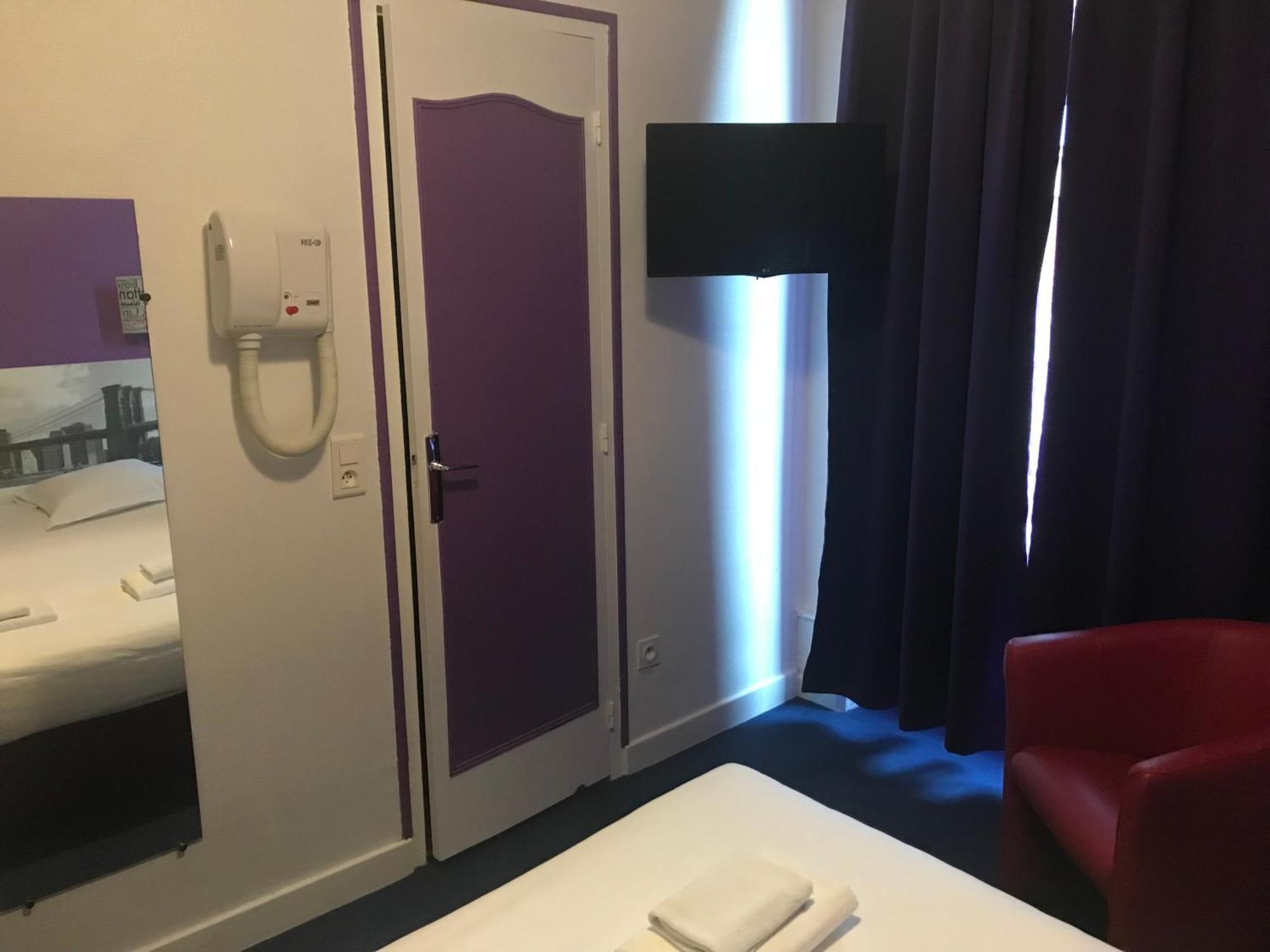 Hotel Couleurs Sud Centre-Ville Gare Charleville-Mezieres Ngoại thất bức ảnh