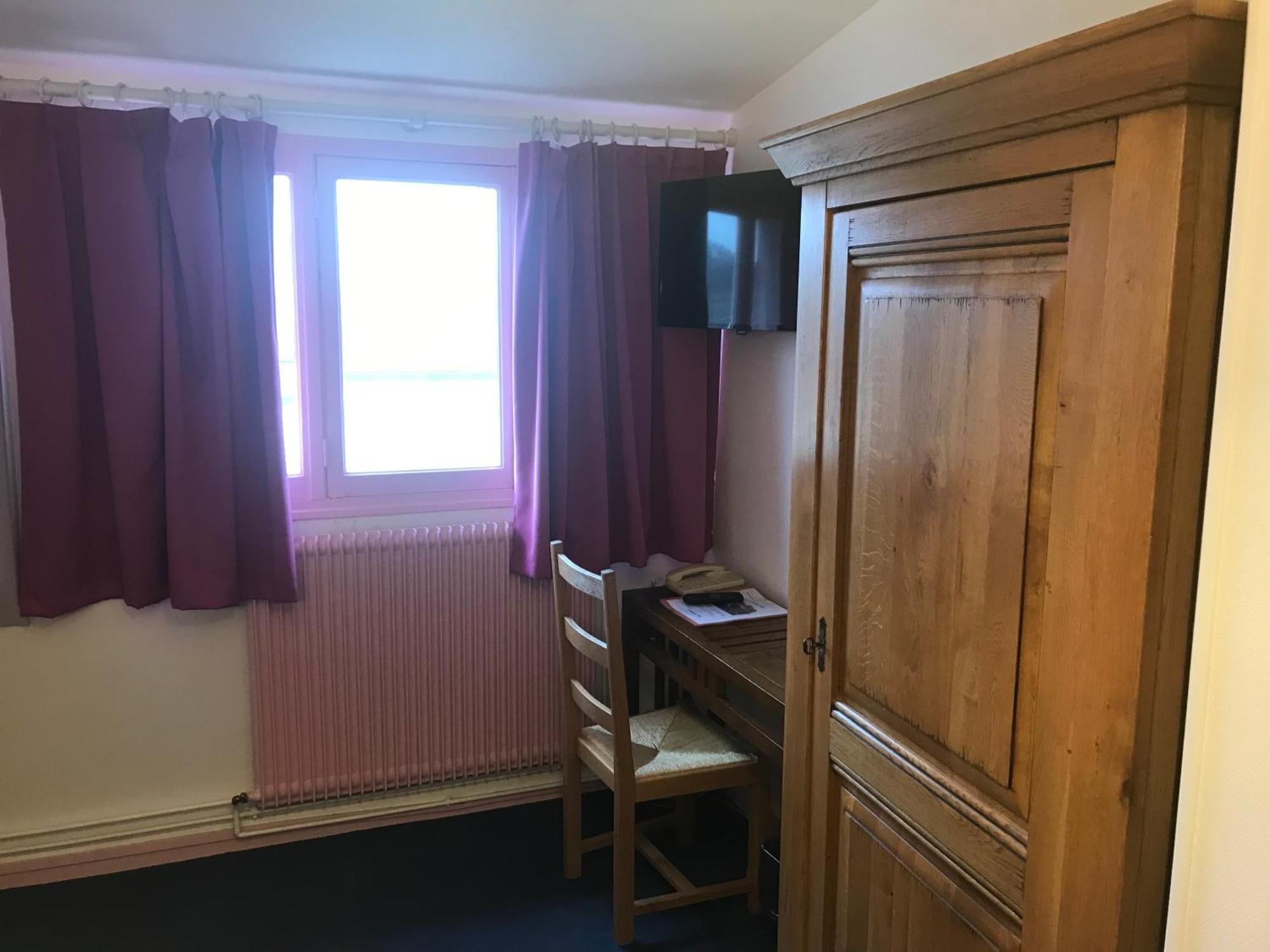 Hotel Couleurs Sud Centre-Ville Gare Charleville-Mezieres Ngoại thất bức ảnh