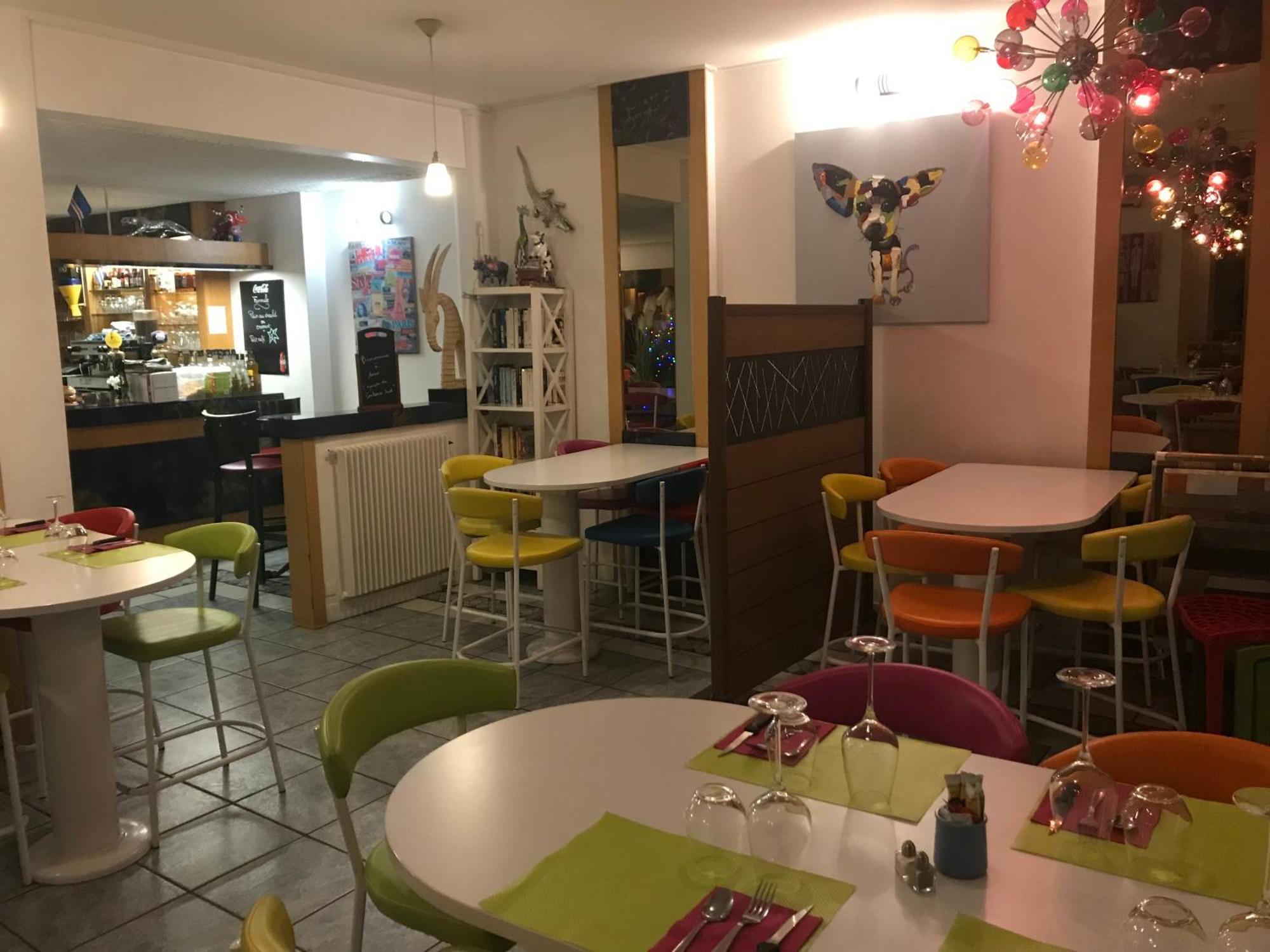 Hotel Couleurs Sud Centre-Ville Gare Charleville-Mezieres Ngoại thất bức ảnh